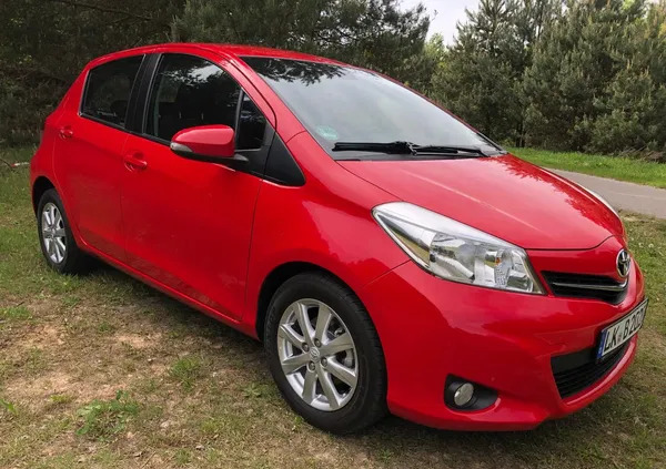 Toyota Yaris cena 26999 przebieg: 139000, rok produkcji 2012 z Sławków małe 781